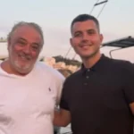 Živojinovići uživaju za sve pare: Brena u avionu pije šampanjac, Boba sa sinom među jahtama!