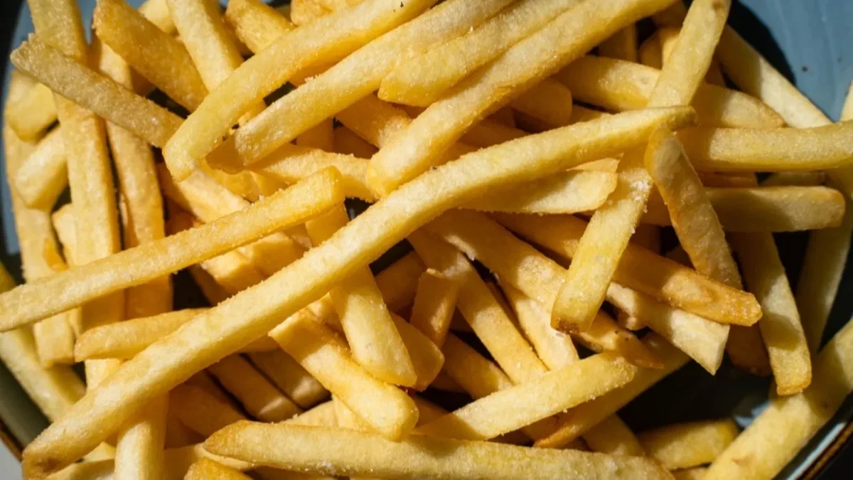 Ako vam kažemo - ni trunka ulja, onda je stvarno tako: Hrskavi kao iz restorana brze hrane, a nisu plivali u fritezi