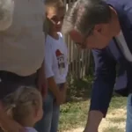 Dečica čekala predsednika Vučića u Deževi, a on im doneo najlepše vesti: „Za svu decu će biti mesta“
