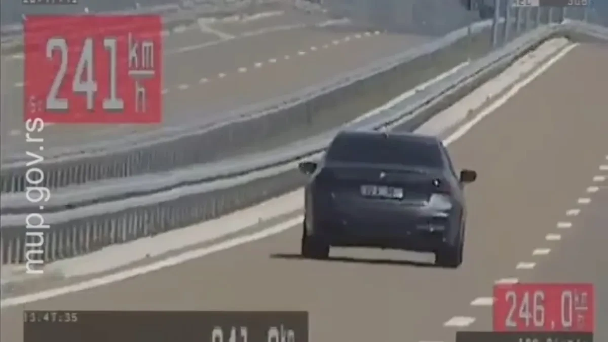 Divljao po putu brzinom višom od 200 kilometara na sat: Presretači zaustavili bahatog mladića kod Kragujevca