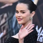 Grle se i ljube gde god stignu: Selena i Beni uživaju u romantičnom gradu
