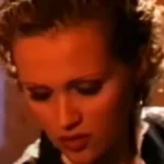 Harala je muzičkom scenom devedesetih: Evo gde je danas Vanna koja je otpevala hit “Tek je 12 sati”