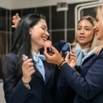 Kako da parfem duže traje, ove trikove koriste stjuardese: Mirišu tokom celog leta, ne može im ništa suv vazduh