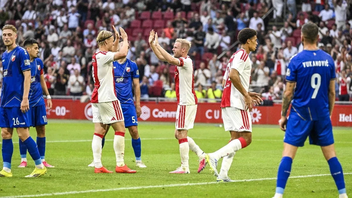 Kapiten Ajaksa ponizio srpski klub: