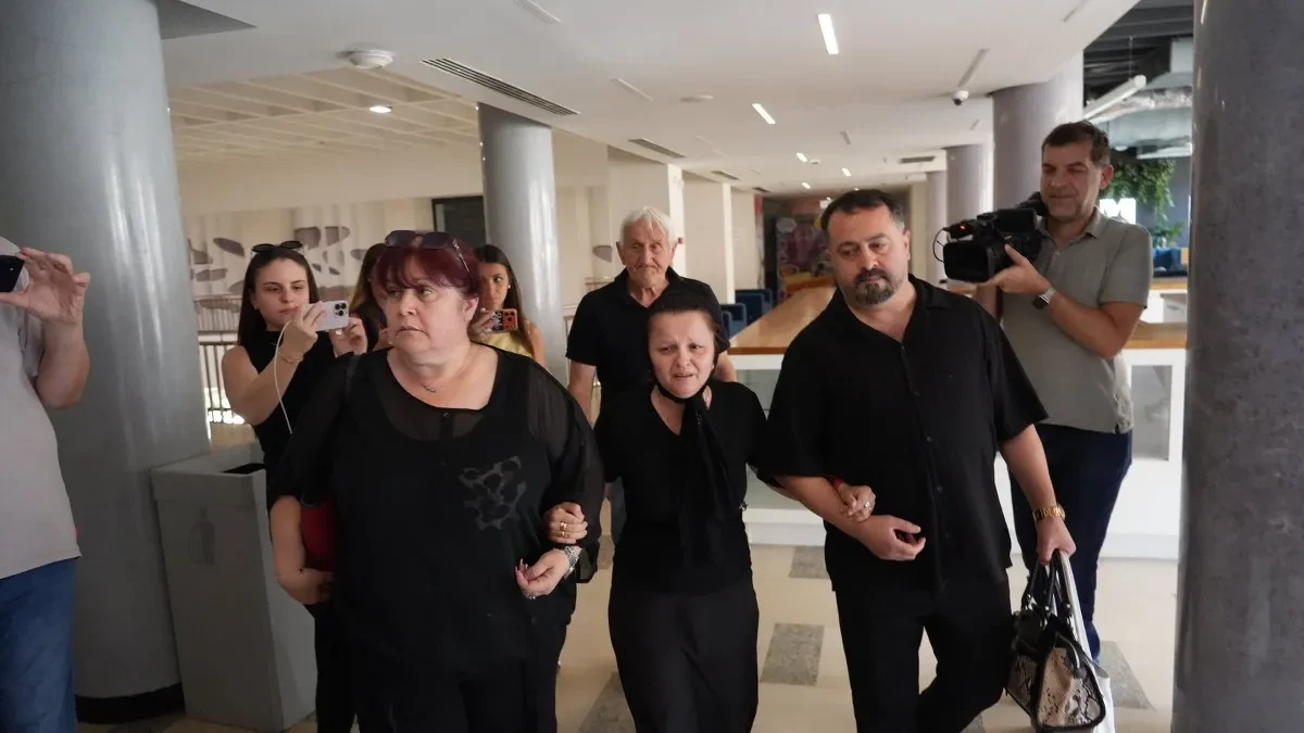 Mala Cana se oglasila nakon što je napravila skandal na groblju: