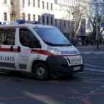 Mladić teško povređen u udesu na Voždovcu: Hitna pomoć imala čak 128 intervencija!