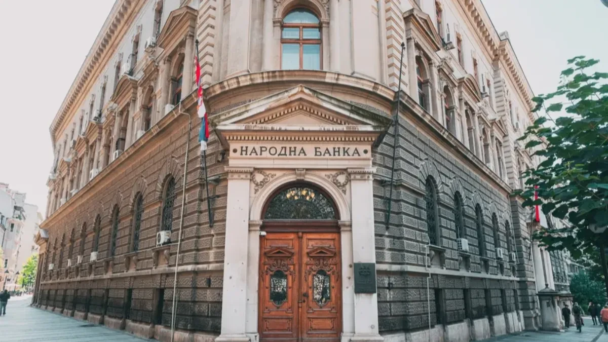 Narodna banka Srbije objavila podatke - dinarska štednja premašila 2 milijarde evra, devizna 17