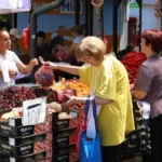 Nije dovoljna samo voda, sladoled, mora i ovo: 10 namirnica koje hlade organizam, kako da