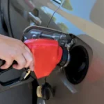 Nije slučajno: Otvor rezervoara za gorivo je na nekim kolima levo, na nekim desno, a evo i zbog čega