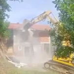 Novi bezobrazluk Prištine: Srbima na Gazivodama srušili kuće, pa im poslali i račun!