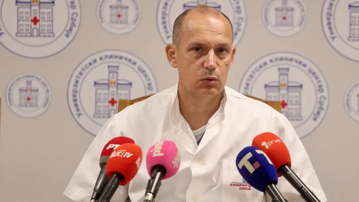 "Od danas svako ko dođe sa receptom u apoteku plaća lek znatno manje" Ministar Lončar o nižim cenama za dve grupe lekova