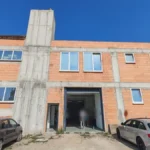 Otkrivena fabrika falsifikata u Novom Pazaru: Zaplenjena roba vredna više od 13,6 miliona dinara (FOTO)