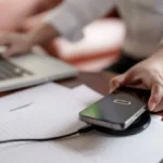 Ovu caku morate da znate: Evo da li je istina ili mit da se telefon brže puni kada je na airoplane modu