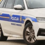 Policajac kod Požege koristio službeni auto za polne odnose: Raskrinkao ih oduzeti telefon!