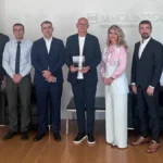 SEDMA EMISIJA MINI OBVEZNICA BEZ KOLATERALA NA DOMAĆEM TRŽIŠTU Banca Intesa podržava strateški razvoj kompanije Sat-Trakt