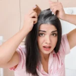Sedu kosu prekrijem bez farbe: Ova mešavina mi vrati prirodnu boju i jača koren