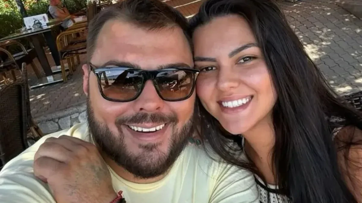 Slobu Vasića ostavila žena zbog prevare, a sad se skinula i pokazala kako uživa! Lela napustila Srbiju (FOTO)