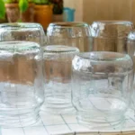 Sterilišite tegle za 30 sekundi! Nema vrele vode, kuvanja i opekotina, oduševiće vas ovaj trik!