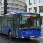Stravična scena na Novom Beogradu: Devojčice na trotinetu izletele diretno pred autobus!