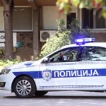 Taksista vozilom udario muškarca pa mu šipkom izlupao auto! Detalji divljanja u Beogradu posle sukoba u saobraćaju