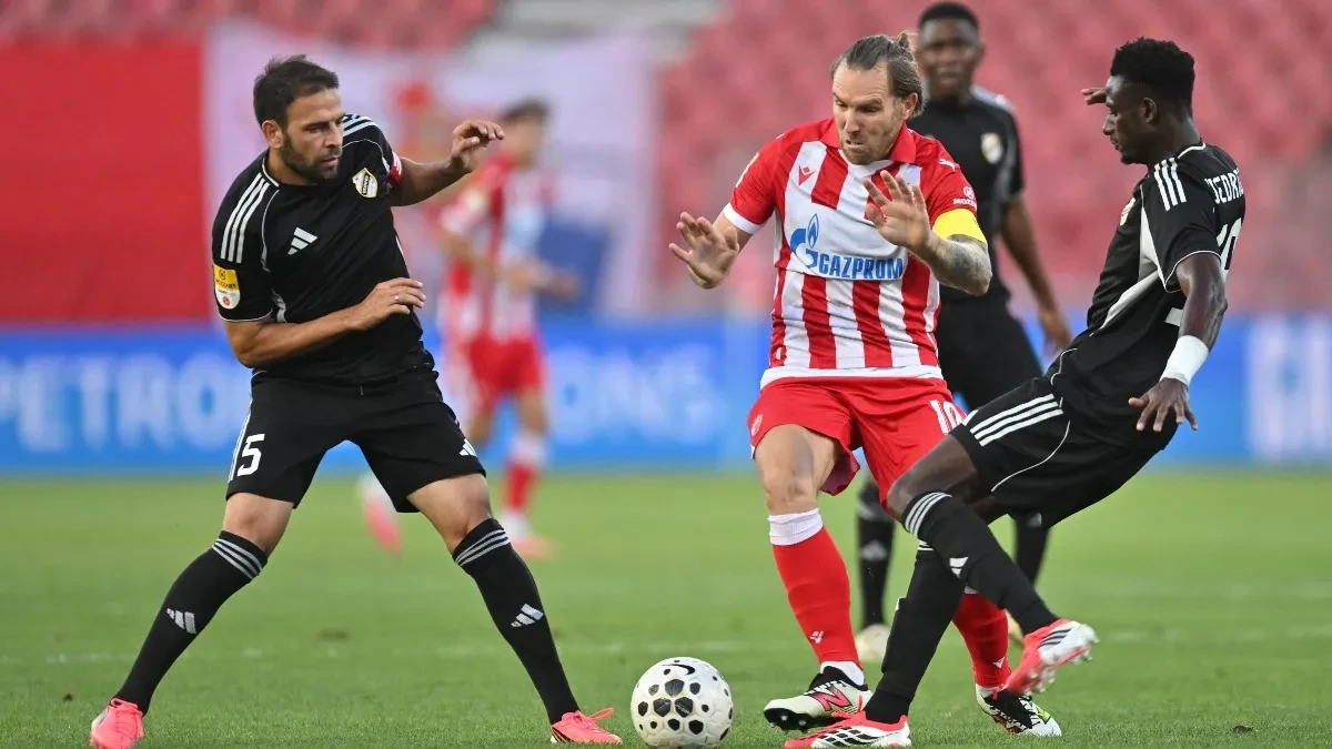 Crvena zvezda - Čukarički: Poluvreme na