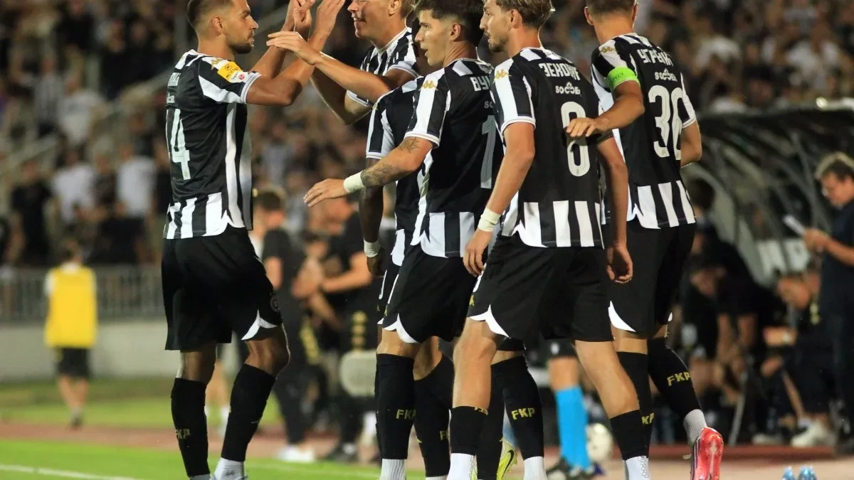 Partizan - Tobol: Crno-beli pred domaćim navijačima u borbi za plej-of