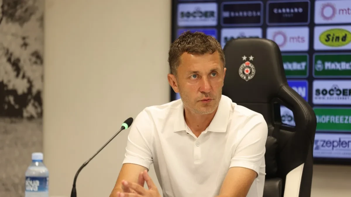 Uživo iz Humske: Saša Ilić se obraća