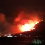 "Vatra se približila mojoj kući" Naš pevač van sebe zbog požara u Crnoj Gori: "Bespomoćno ću gledati kako nestaje u plamenu"