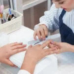 Veliki hit u salonima: Beograđanke masovno traže samo ovakav oblik noktiju