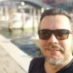 "Živim od invalidske penzije" Crnogorski pevač izašao iz bolnice, a ovo mu je jedini izvor prihoda