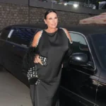 "Bila je sirotinjsko, napaćeno dete": Komšije pevačice otkrile kako je izgledao njen život, ovo niko nije znao