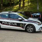 Jezive posledice nesreće kod Cazina: Vozio pijan, pa pokosio troje dece,  svima amputirana desna noga