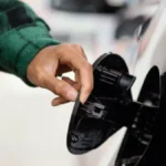 Kaplju poslednje zalihe - ostaju bez goriva, benzin će se točiti samo četiri sata dnevno