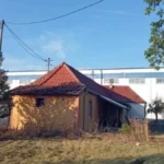 Kuća u Čačku za 55.000 evra, a prodavac ostavlja mogućnost dogovora: Plac ima skoro 9 ari, blizu je škole