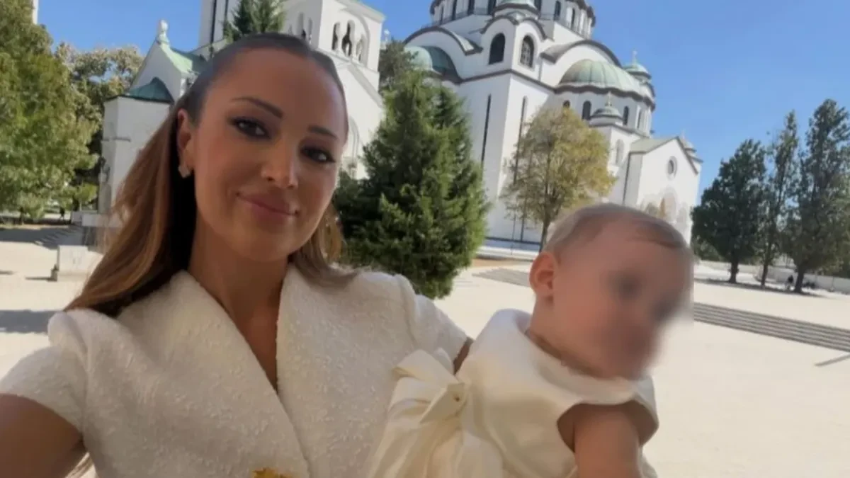 Najvažniji član porodice nije došao kod Prijine ćerkice na krštenje: Evo zbog čega ga nisu pomenuli
