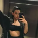 Naša pevačica (33) mora da prima terapiju dok je živa! Otkrila sa čime se bori godinama