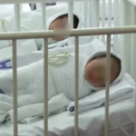 Neverovatna priča u Čačku: Ženi počeo porođaj nasred ulice, a onda je njen muž učinio nemoguće!