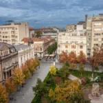 Nova pomoć za majke koje nemaju nekretninu - ko može da konkuriše za bespovratni novac