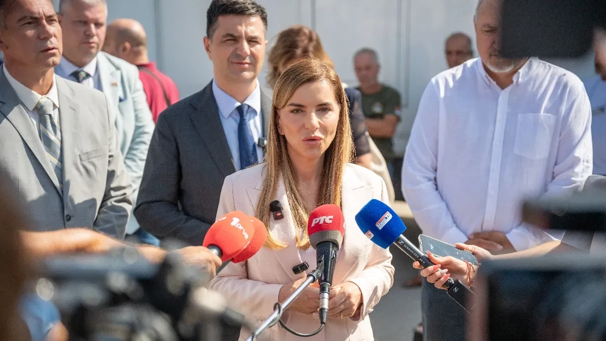 Pokretna apoteka u Donjoj Rasovači: lekovi i zdravstvena zaštita bliže građanima