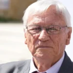 Prekinut koncert Milančeta Radosavljevića na Tašu: Pevač lije suze, obratio se publici