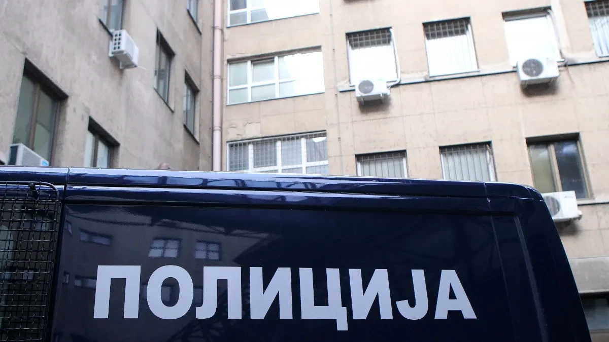 Prvo ga udario, pa ga pregazio autom: Saslušan osumnjičeni za ubistvo u Novoj Pazovi