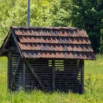 Pukla bruka u selu kod Topole: Nahvatali ih u ambaru, ona udata, a on joj venčani kum, tajna prsla kao tikva!