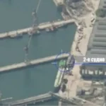 Rusi spržili brodove u Odesi: Pogledajte neverovatan snimak udara bespilotnih letelica (VIDEO)