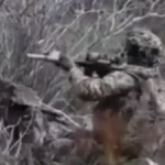 Rusi ubili stranog plaćenika na frontu, kamera sve snimila: Nije stigao ni da trepne