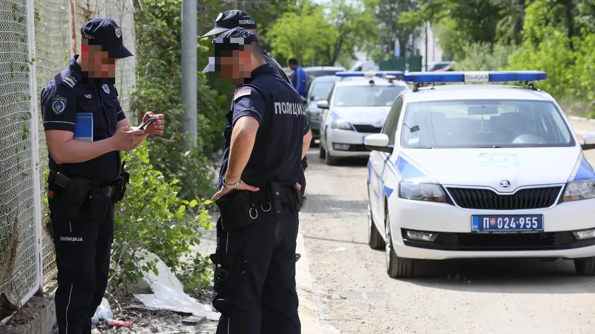 Velika zaplena droge u Obrenovcu: Evo šta je pronađeno u stanu, uhapšena dvojica