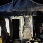 Veliki požar progutao porodičnu kuću: Troje dece ostalo bez krova nad glavom