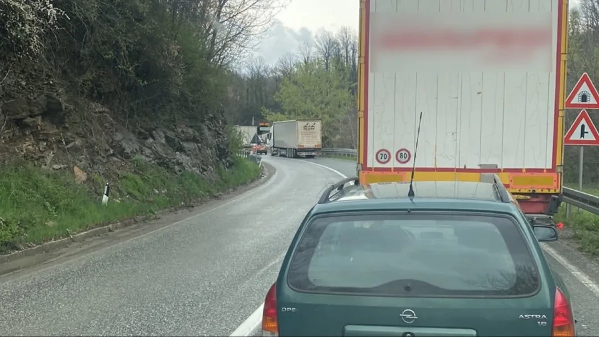 Autobus s fudbalerima sleteo s puta!  Vozač lakše povređen