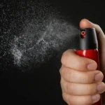 Bačen suzavac među ljude, više osoba izgubilo svest! Drama u kafiću u Tešnju