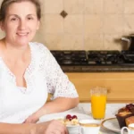Ceo dan pazite šta jedete, a kilogrami ne idu dole? Obratite pažnju na ono što radite svakog jutra