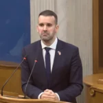 Crna Gora seče granu na kojoj sedi! Opšta panika na primorju, Podgorica se sprema da izvrši